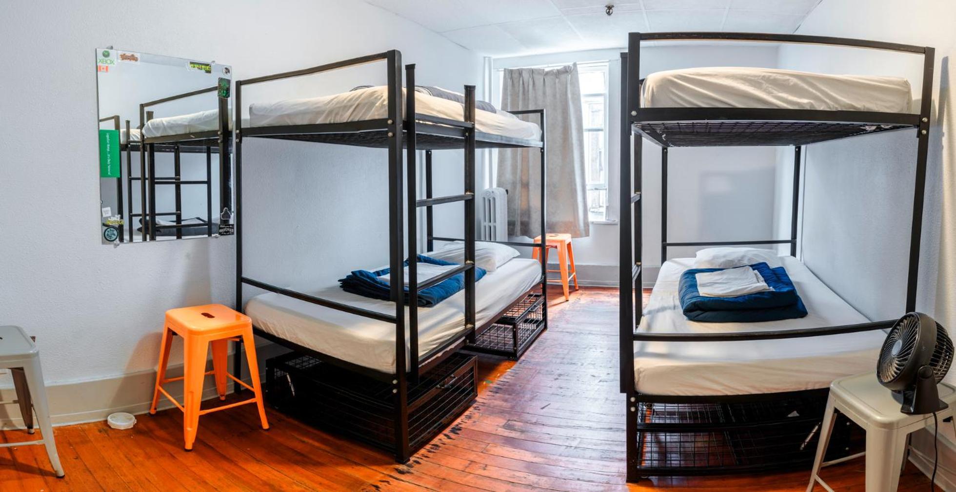 The Cambie Hostel Gastown Vancouver Exterior photo